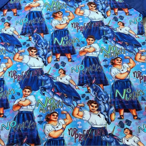 Handmade Disney Encanto Luisa graphic tee size 5 - Picture 4 of 5